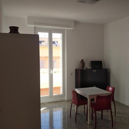 Apartment Via Raffaele Balestra Rome Bagian luar foto